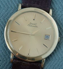Gent's Piaget 18k automatic dress watch